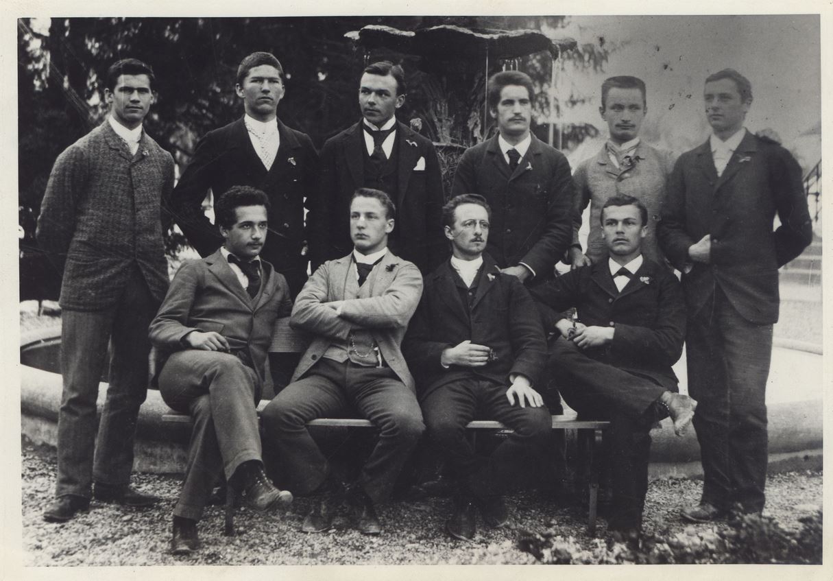 Einstein, Albert (1879-1955), Matura class in the fall of 1896 at the Kantonsschule Aarau - Source : e-pics.ethz.ch